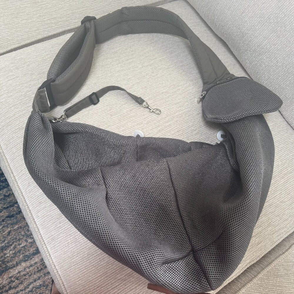 Small dog pet carrier